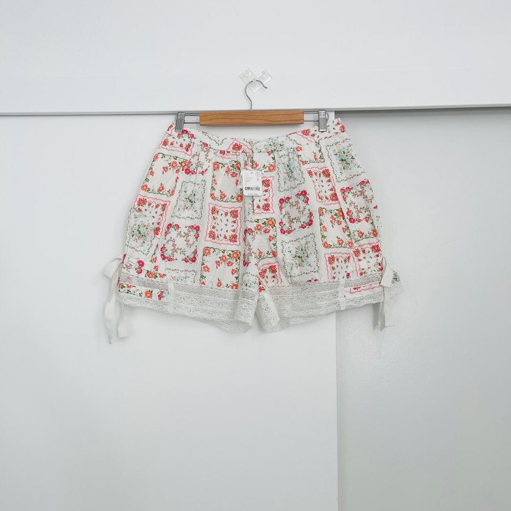 Free People White Lace Mixed-Print Shorts with Pink & Green Floral - Picture 2 of 10